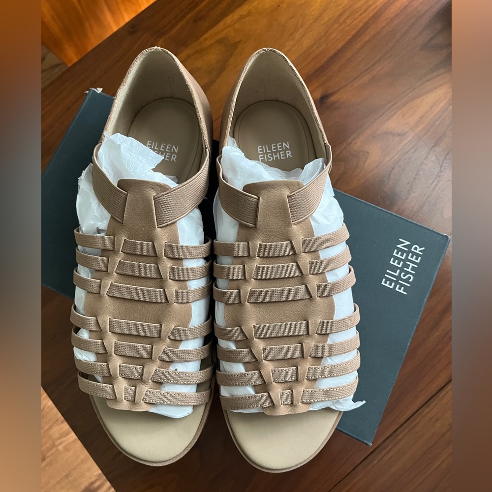 NEW Never worn Eileen Fisher Rato Honey Slip On Strappy Sandal, Size 9 NIB